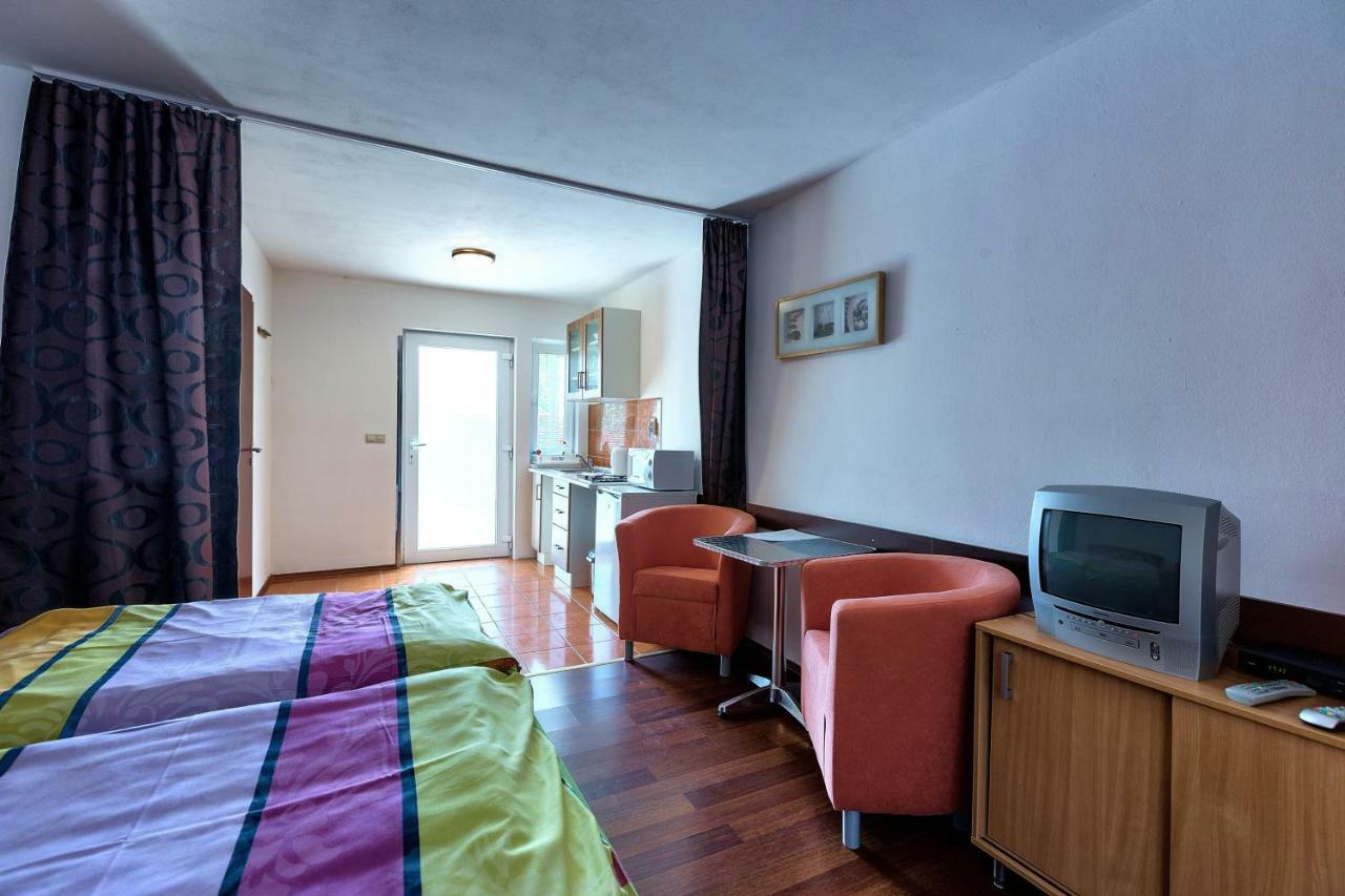 فندق Podhájskaفي  Apartmanovy Dom Red المظهر الخارجي الصورة