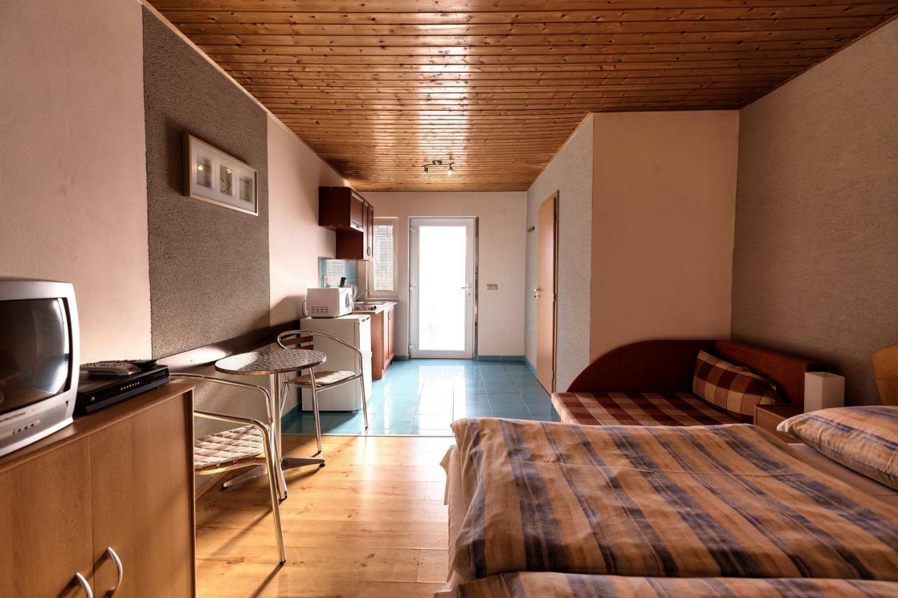 فندق Podhájskaفي  Apartmanovy Dom Red المظهر الخارجي الصورة