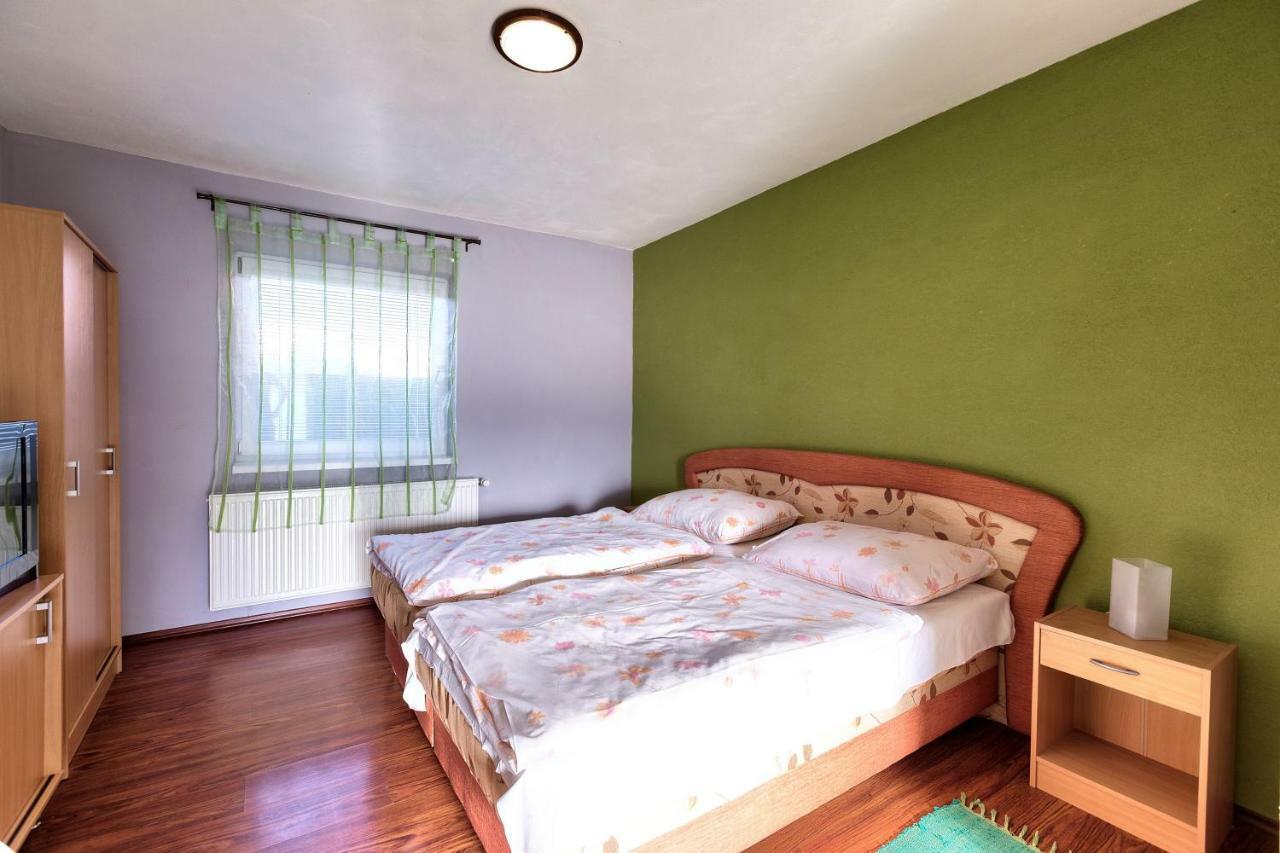 فندق Podhájskaفي  Apartmanovy Dom Red المظهر الخارجي الصورة