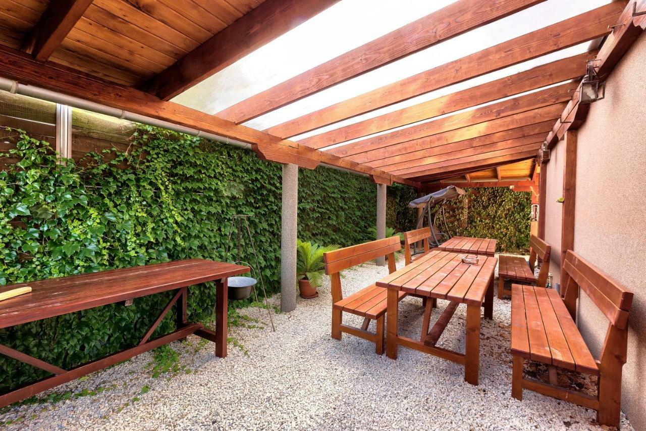 فندق Podhájskaفي  Apartmanovy Dom Red المظهر الخارجي الصورة