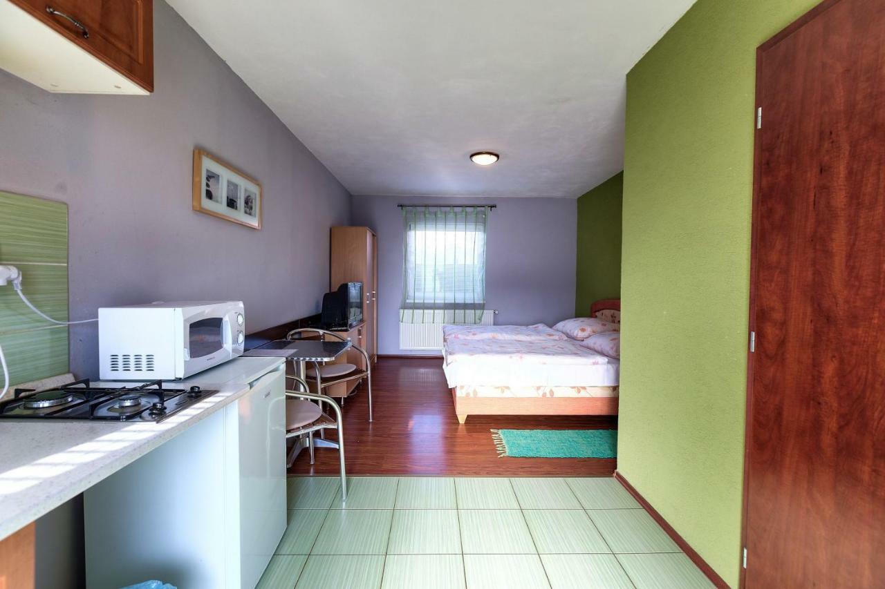 فندق Podhájskaفي  Apartmanovy Dom Red المظهر الخارجي الصورة