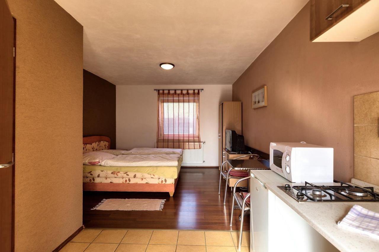 فندق Podhájskaفي  Apartmanovy Dom Red المظهر الخارجي الصورة