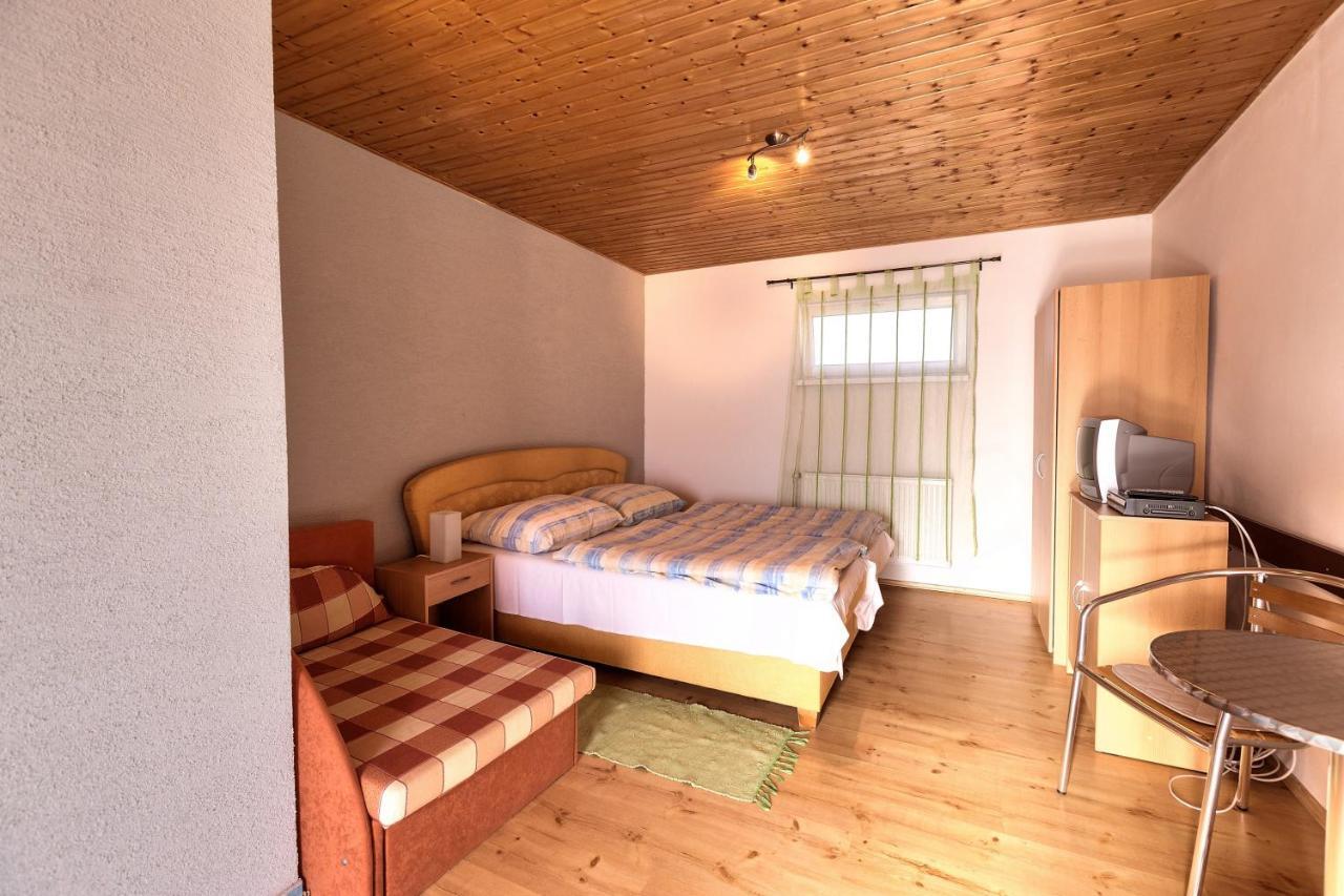 فندق Podhájskaفي  Apartmanovy Dom Red المظهر الخارجي الصورة